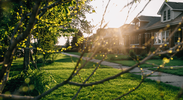 4 Ways To Give Your Offer an Edge This Spring | Keeping Current Matters